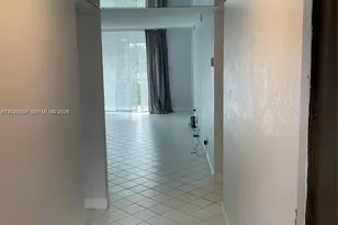 9201 Sunrise Lakes Blvd, Sunrise, FL 33322 - Photo 3
