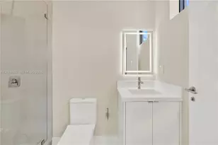 2889 SW 35th Ave, Miami, FL 33133 - Photo 27