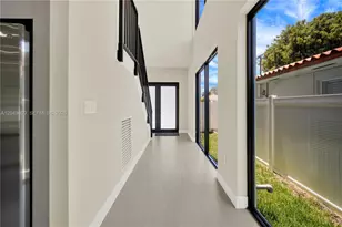 2889 SW 35th Ave, Miami, FL 33133 - Photo 3