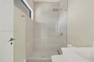 2889 SW 35th Ave, Miami, FL 33133 - Photo 23