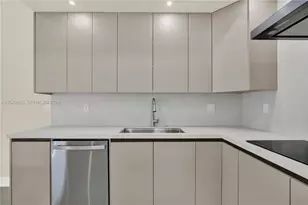 2889 SW 35th Ave, Miami, FL 33133 - Photo 9