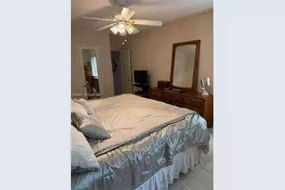 [Address not provided], Miami Beach, FL 33140 - Photo 17