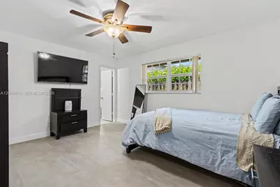 2403 SW 12th Ct, Deerfield Beach, FL 33442 - Photo 29