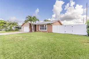 2403 SW 12th Ct, Deerfield Beach, FL 33442 - Photo 31