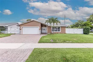 2403 SW 12th Ct, Deerfield Beach, FL 33442 - Photo 29