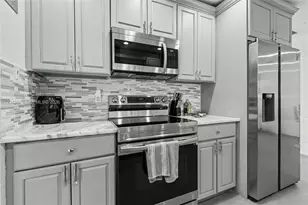 2403 SW 12th Ct, Deerfield Beach, FL 33442 - Photo 7