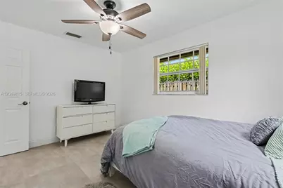 2403 SW 12th Ct, Deerfield Beach, FL 33442 - Photo 27