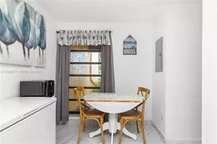 1580 NW 93rd Ave, Pembroke Pines, FL 33024 - Photo 15