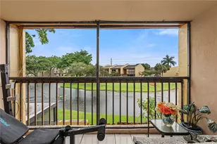 1580 NW 93rd Ave, Pembroke Pines, FL 33024 - Photo 5