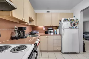 7400 Miami Lakes Dr, Miami Lakes, FL 33014 - Photo 9