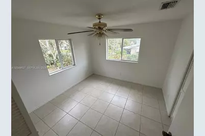 3851 NW 210th Ter, Miami Gardens, FL 33055 - Photo 11