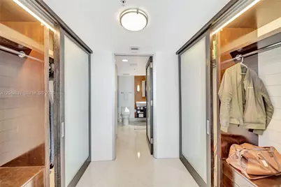 1750 N Bayshore Dr #3910, Miami, FL 33132 - Photo 17