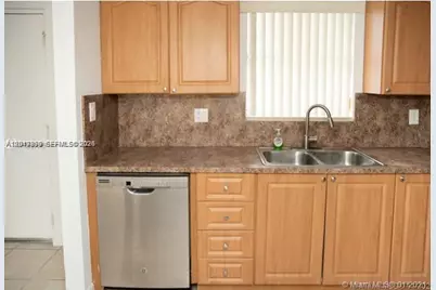 9365 Fontainebleau Blvd #E231, Miami, FL 33172 - Photo 17
