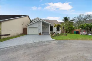 9587 SW 148th Ave Cir S, Miami, FL 33196 - Photo 3