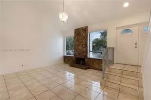 9587 SW 148th Ave Cir S, Miami, FL 33196 - Photo 5
