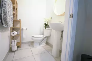 10111 Akenside Dr, Boca Raton, FL 33428 - Photo 9