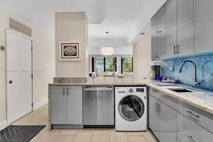 2901 S Bayshore Dr, Miami, FL 33133 - Photo 13