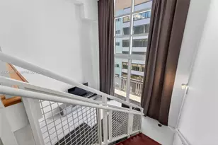 253 NE 2nd St, Miami, FL 33132 - Photo 9