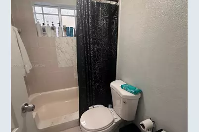 11053 W Okeechobee Rd #102, Hialeah Gardens, FL 33018 - Photo 17