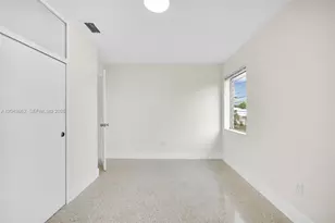1380 W 60th Terrace, Hialeah, FL 33012 - Photo 11