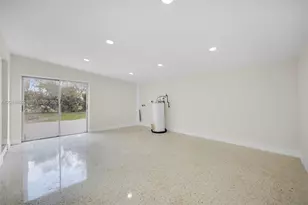 1380 W 60th Terrace, Hialeah, FL 33012 - Photo 31