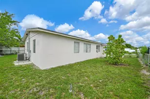 1380 W 60th Terrace, Hialeah, FL 33012 - Photo 49