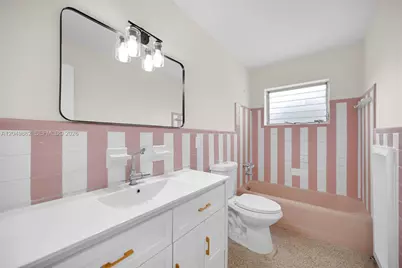 1380 W 60th Ter, Hialeah, FL 33012 - Photo 15