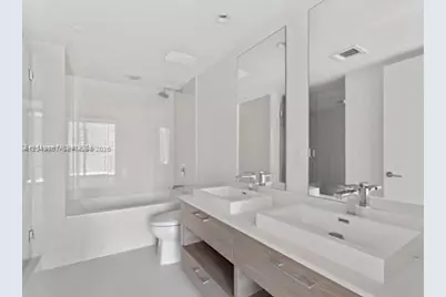1300 S Miami Ave #1605, Miami, FL 33130 - Photo 17
