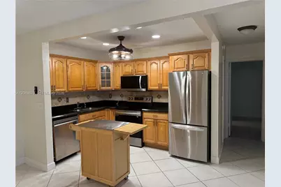 110 Cypress Club Dr #108, Pompano Beach, FL 33060 - Photo 9