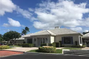 110 Cypress Club Dr, Pompano Beach, FL 33060 - Photo 19
