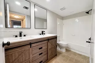 5612 Rock Island Rd, Tamarac, FL 33319 - Photo 37