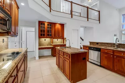 1811 NW 168th Ave, Pembroke Pines, FL 33028 - Photo 25