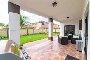 16588 SW 44th St, Kendall, FL 33185 - Photo 3