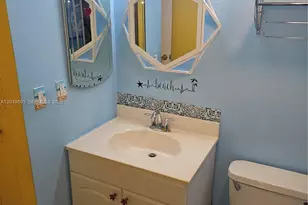 20400 W Country Club Dr, Aventura, FL 33180 - Photo 15