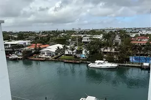 10000 W Bay Harbor Dr, Bay Harbor Islands, FL 33154 - Photo 23