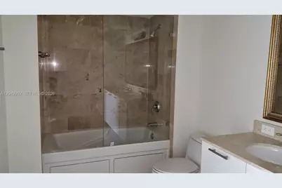 1800 N Bayshore Dr #3310, Miami, FL 33132 - Photo 15