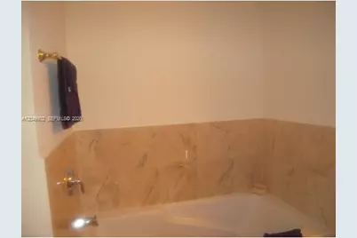 1800 N Bayshore Dr #3310, Miami, FL 33132 - Photo 11
