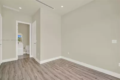 2889 SW 35th Ave #2889, Miami, FL 33133 - Photo 23