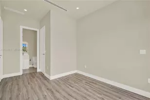 2889 SW 35th Ave, Miami, FL 33133 - Photo 23