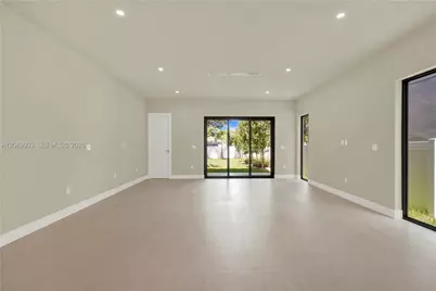 2889 SW 35th Ave #2889, Miami, FL 33133 - Photo 11