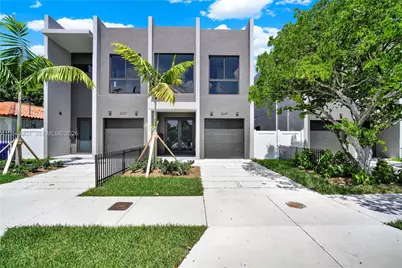 2889 SW 35th Ave #2889, Miami, FL 33133 - Photo 1