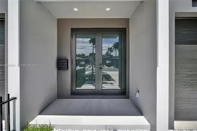 2889 SW 35th Ave #2889, Miami, FL 33133 - Photo 3