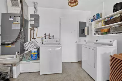 130 NW 78th Ave, Pembroke Pines, FL 33024 - Photo 31