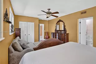 130 NW 78th Ave, Pembroke Pines, FL 33024 - Photo 19