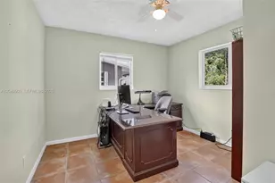 130 NW 78th Ave, Pembroke Pines, FL 33024 - Photo 29