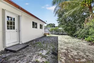 130 NW 78th Ave, Pembroke Pines, FL 33024 - Photo 37