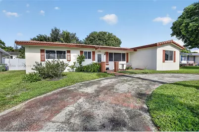 130 NW 78th Ave, Pembroke Pines, FL 33024 - Photo 49