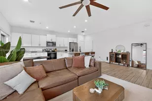 826 SE 17th St, Homestead, FL 33034 - Photo 5