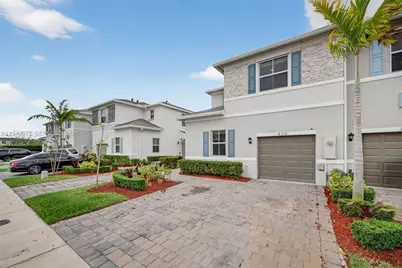 826 SE 17th St, Homestead, FL 33034 - Photo 3
