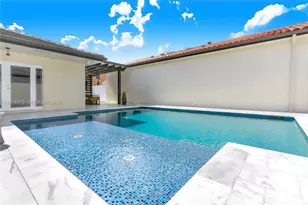 15241 NW 89th Ave, Miami Lakes, FL 33018 - Photo 13